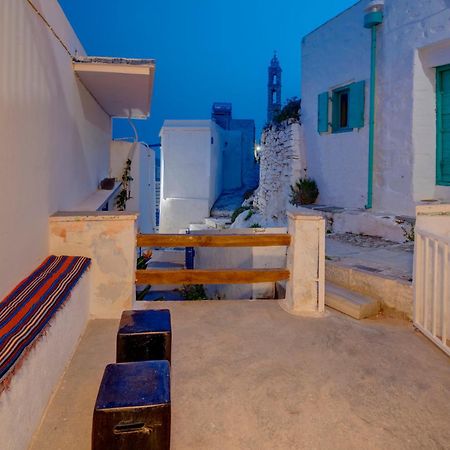 Syros Art House Villa Ano Syros Exteriör bild